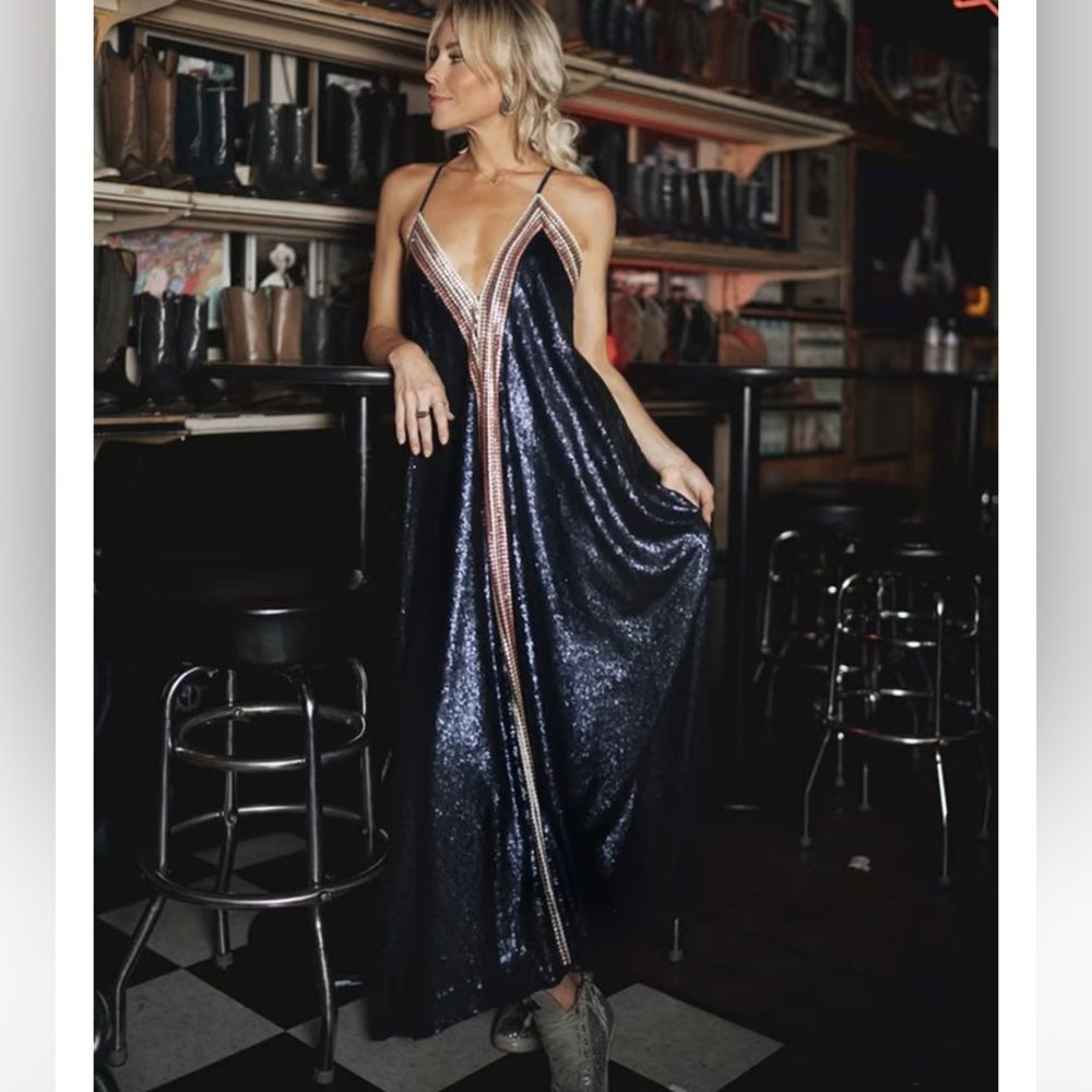 Gorgeous navy sequin dress by Happily Grey x Aqua for Bloomingdale’s. W/ tags S
